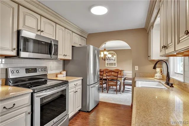 $575,000 | 230 Schimwood Court, Amherst, NY 14068