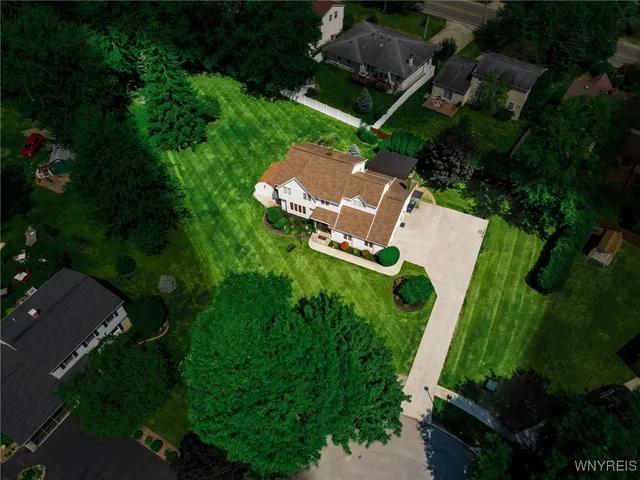 $575,000 | 230 Schimwood Court, Amherst, NY 14068