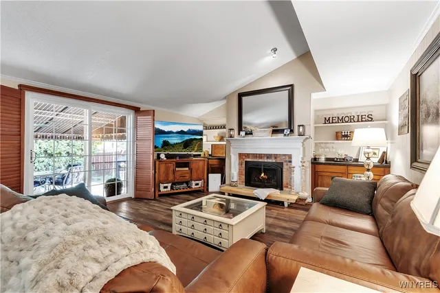 $575,000 | 230 Schimwood Court, Amherst, NY 14068