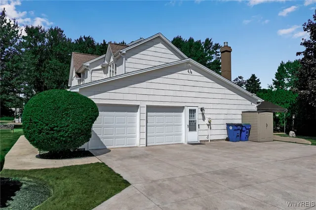 $575,000 | 230 Schimwood Court, Amherst, NY 14068