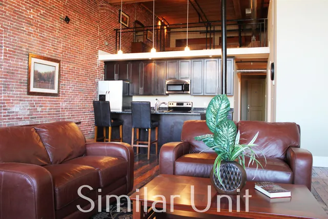 $2,320 | 195 McGregor Street, Unit 139, Manchester, NH 03102