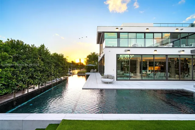 $29,900,000 | 790 Lake Road, Miami, FL 33137