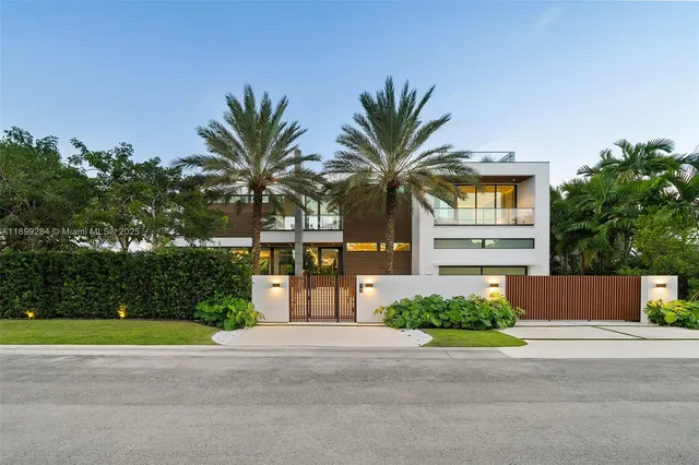 $29,900,000 | 790 Lake Road, Miami, FL 33137
