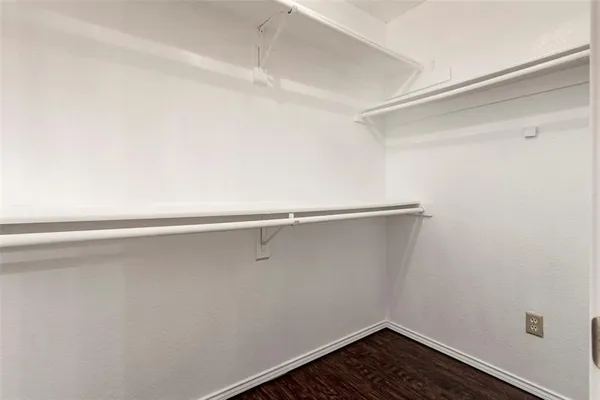 $1,900 | 845 Applewood Drive, Cedar Hill, TX 75104