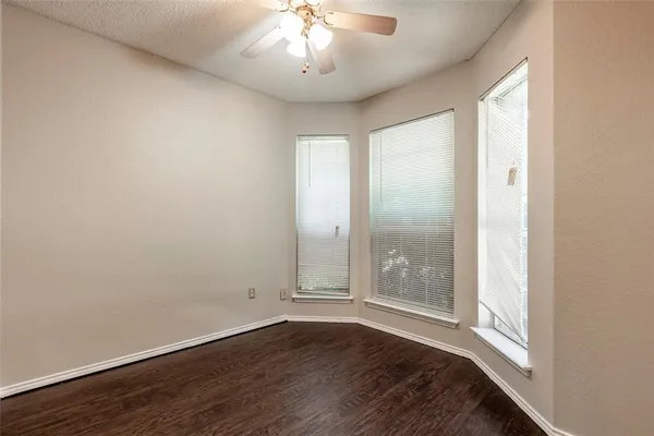 $1,900 | 845 Applewood Drive, Cedar Hill, TX 75104