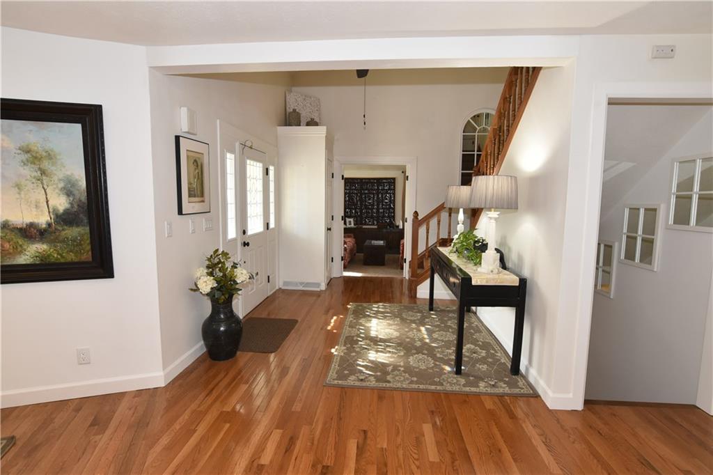 5042 Timber Ridge Drive Columbus, IN 47201 - Photo 3 of 42 Gallery Image 3
