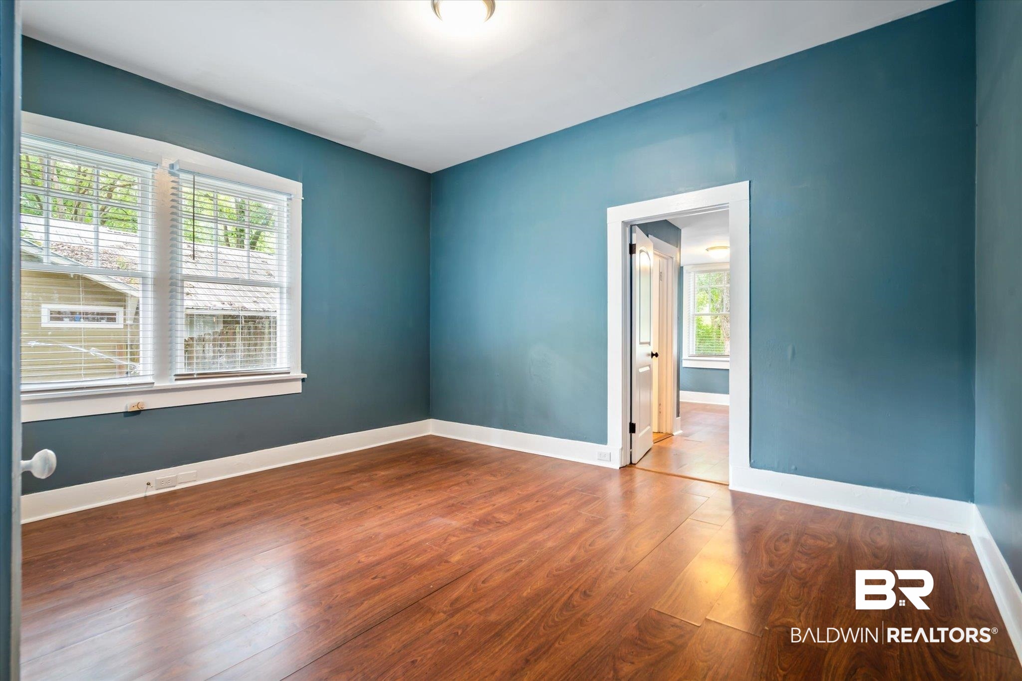 2561 Spring Hill Avenue Mobile, AL 36607 - Photo 14 of 23