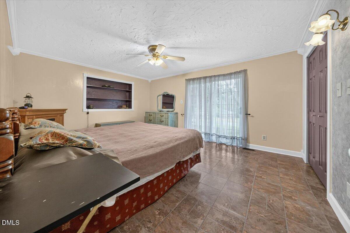 3918 Cheek Road Durham, NC 27704 - Photo 27 of 49 24-3918CheekRdDurham_024_ZRL08335