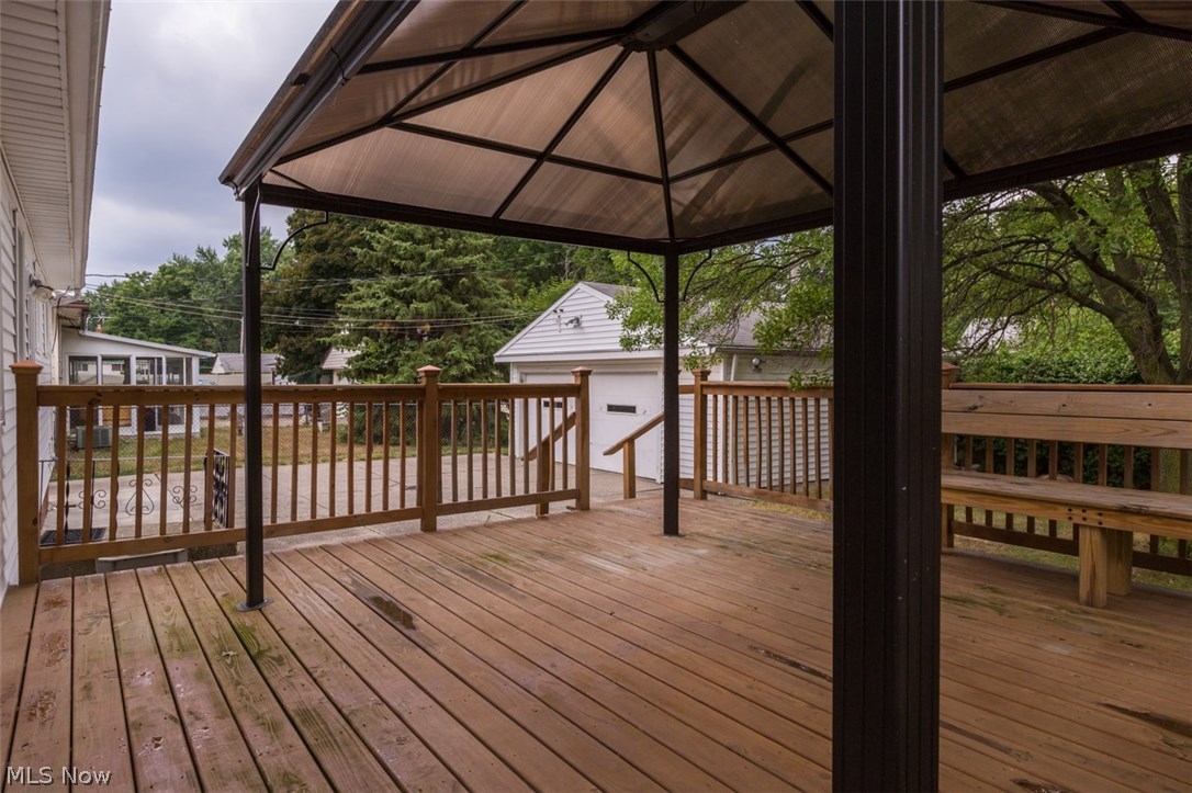 4409 Urban Road Cleveland, OH 44121 - Photo 20 of 28 Gallery Image 20