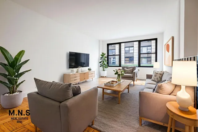 $299,000 | 98-34 63rd Drive, Unit 1C | Rego Park