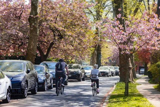 $299,000 | 98-34 63rd Drive, Unit 1C | Rego Park