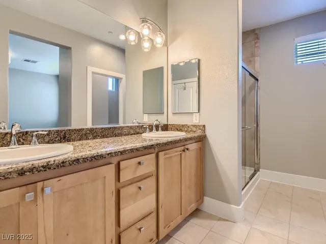 $2,100 | 9050 West Tropicana Avenue, Unit 1113, Las Vegas, NV 89147