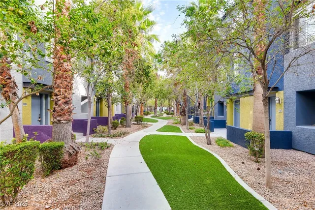 $2,100 | 9050 West Tropicana Avenue, Unit 1113, Las Vegas, NV 89147