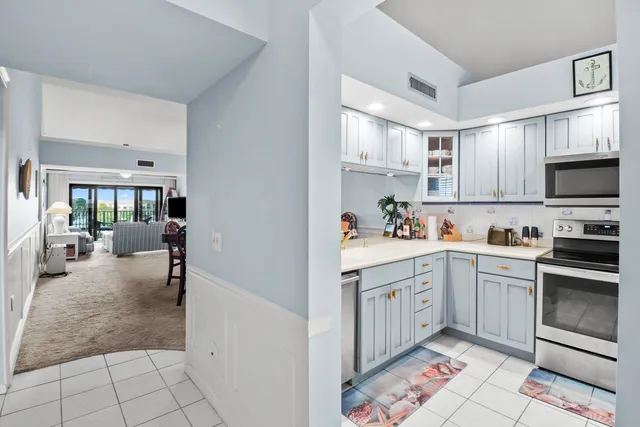 $589,900 | 901 Seafarer Circle, Unit 503, Jupiter, FL 33477