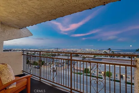 $599,000 | 765 West 26th Street, Unit 308, San Pedro, CA 90731