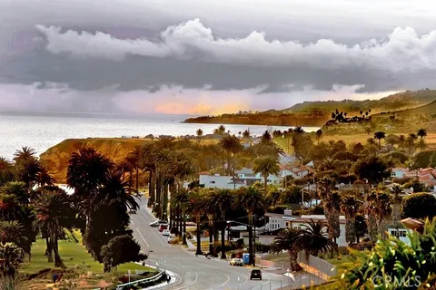 $599,000 | 765 West 26th Street, Unit 308, San Pedro, CA 90731