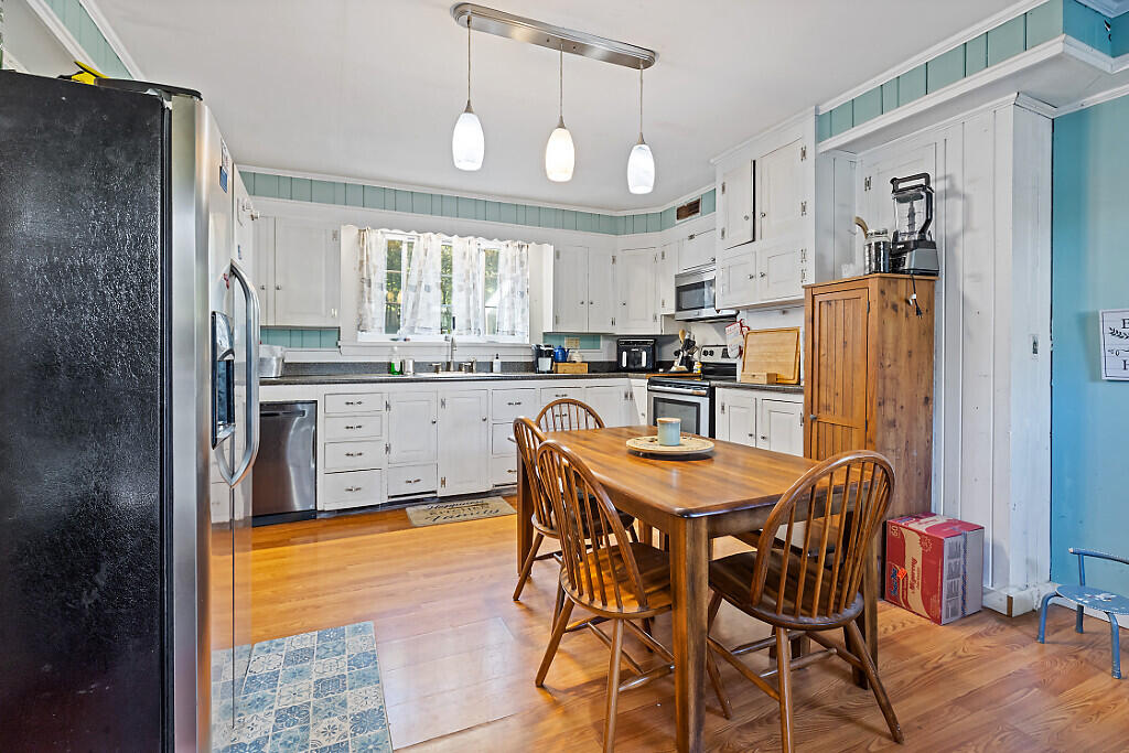 6 Grove Street Hallowell, ME 04347 - Photo 20 of 34 48_BP5A0372_DxO_mls