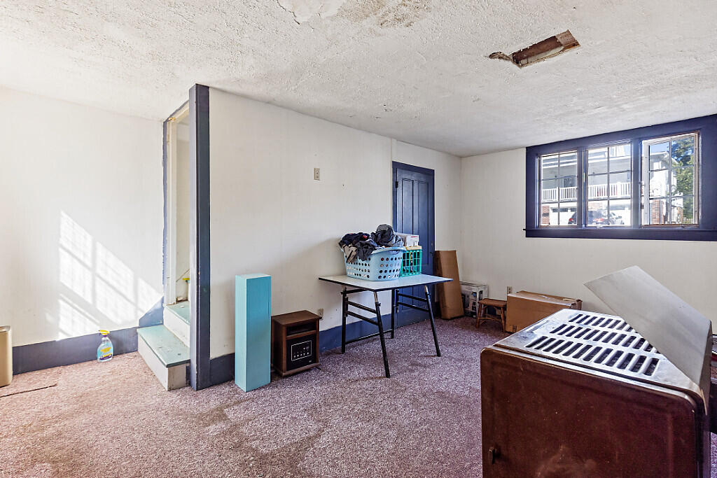 6 Grove Street Hallowell, ME 04347 - Photo 33 of 34 26_BP5A0306_DxO_mls