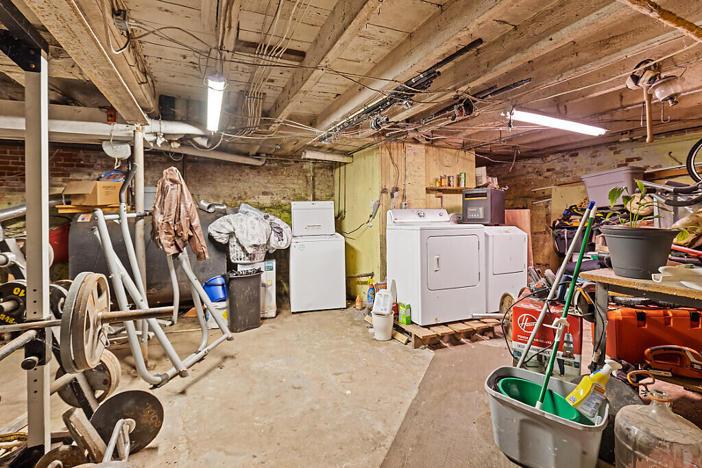 6 Grove Street Hallowell, ME 04347 - Photo 34 of 34 72_BP5A0444_DxO_mls