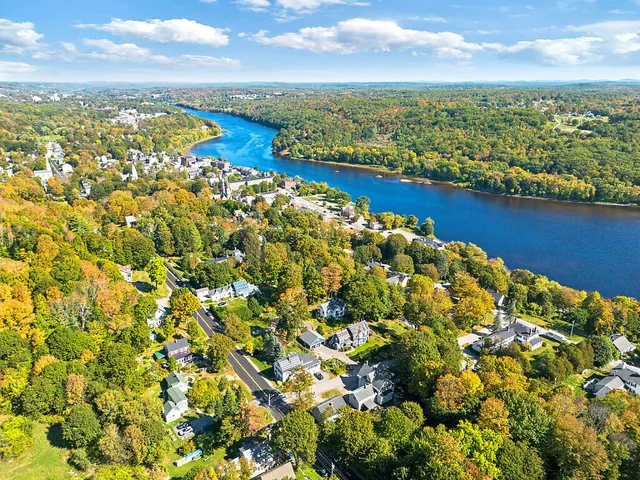 $350,000 | 6 Grove Street, Hallowell, ME 04347