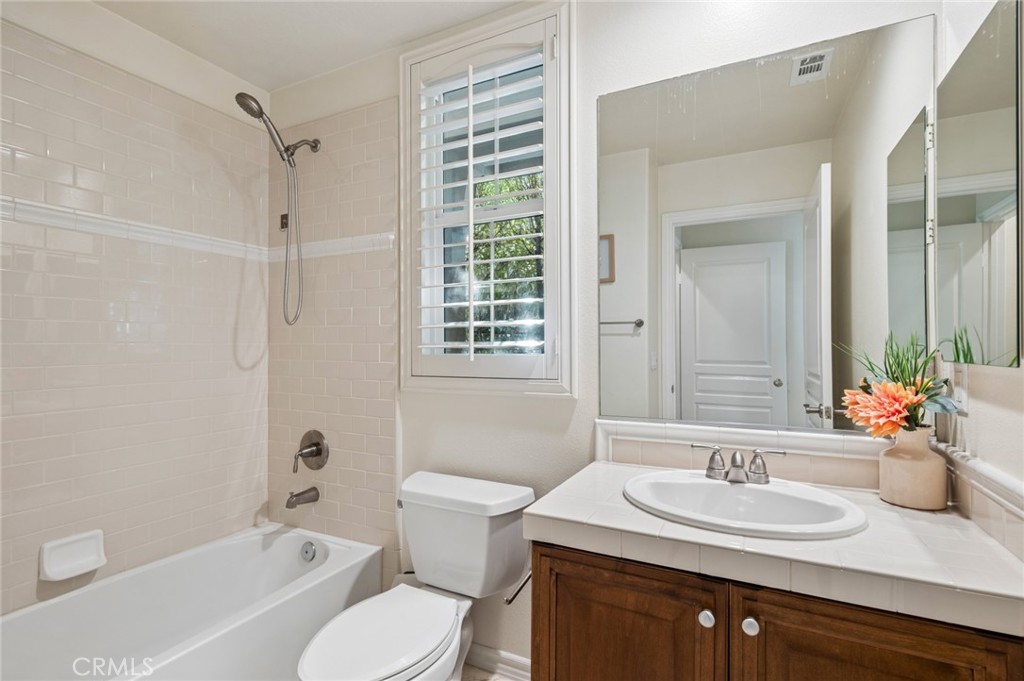 62 Logan Irvine, CA 92620 - Photo 19 of 41