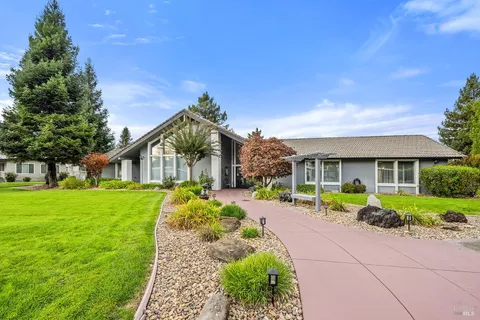 $195,000 | 57 Shamrock Circle, Santa Rosa, CA 95403