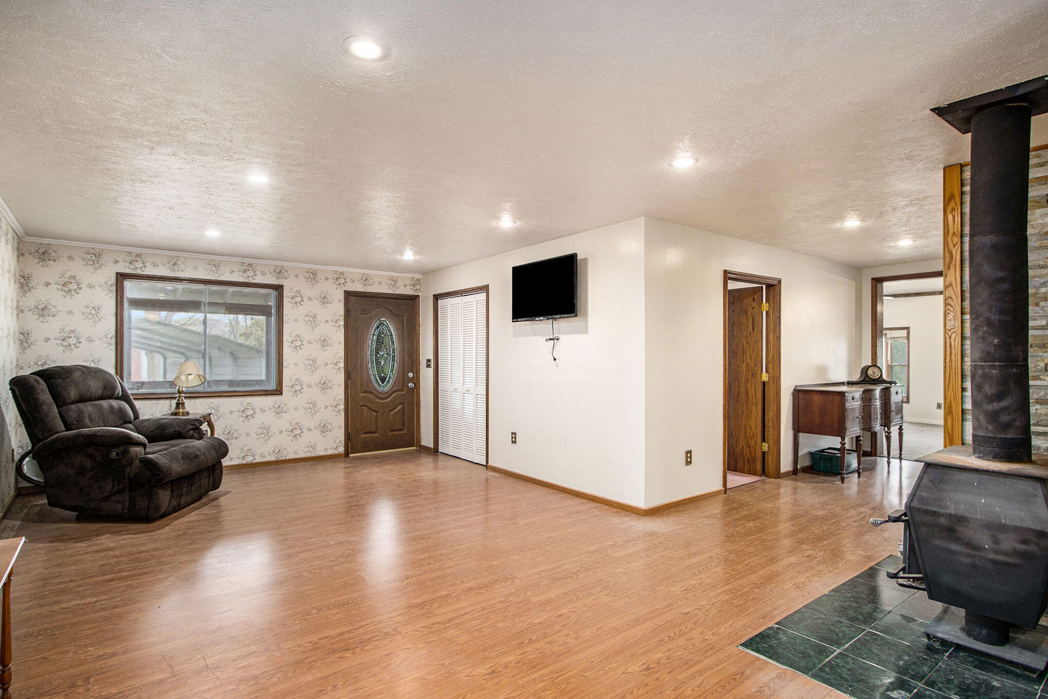 58316 Butcher Road Lawrence, MI 49064 - Photo 2 of 27 003-58316-butcher-rd-lawrence-mi-49064