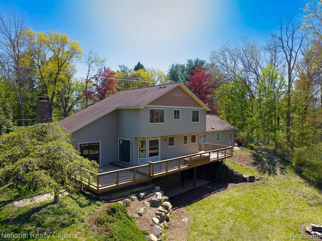 825 East Wardlow Road Highland, MI 48356 - Photo 6 of 45 Gallery Image 6