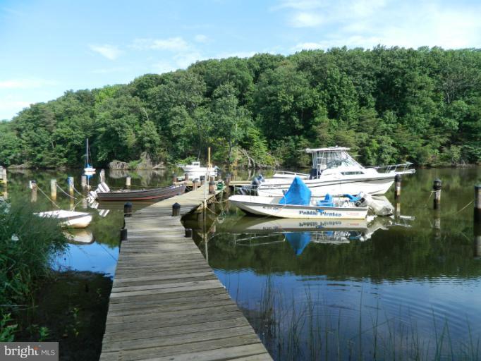 0 Sumner Road Annapolis, MD 21401 - Photo 8 of 13 Community Pier at Akerland Park