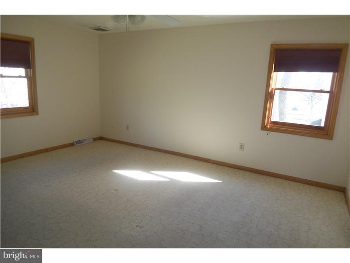 88 Home Road Hatboro, PA 19040 - Photo 18 of 25