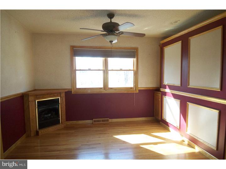 88 Home Road Hatboro, PA 19040 - Photo 4 of 25