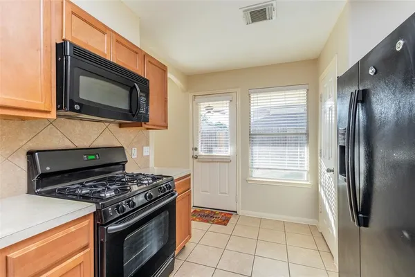 $2,000 | 15807 Sarasam Creek Court, Cypress, TX 77429