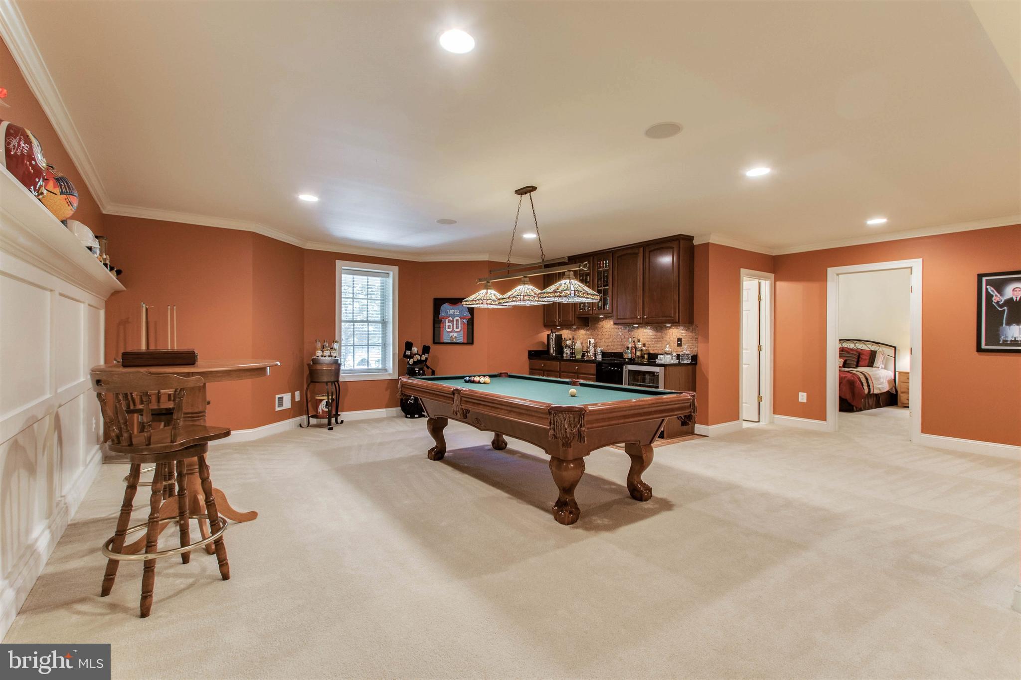8314 Roxborough Loop Gainesville, VA 20155 - Photo 55 of 93 Great space for Entertaining!