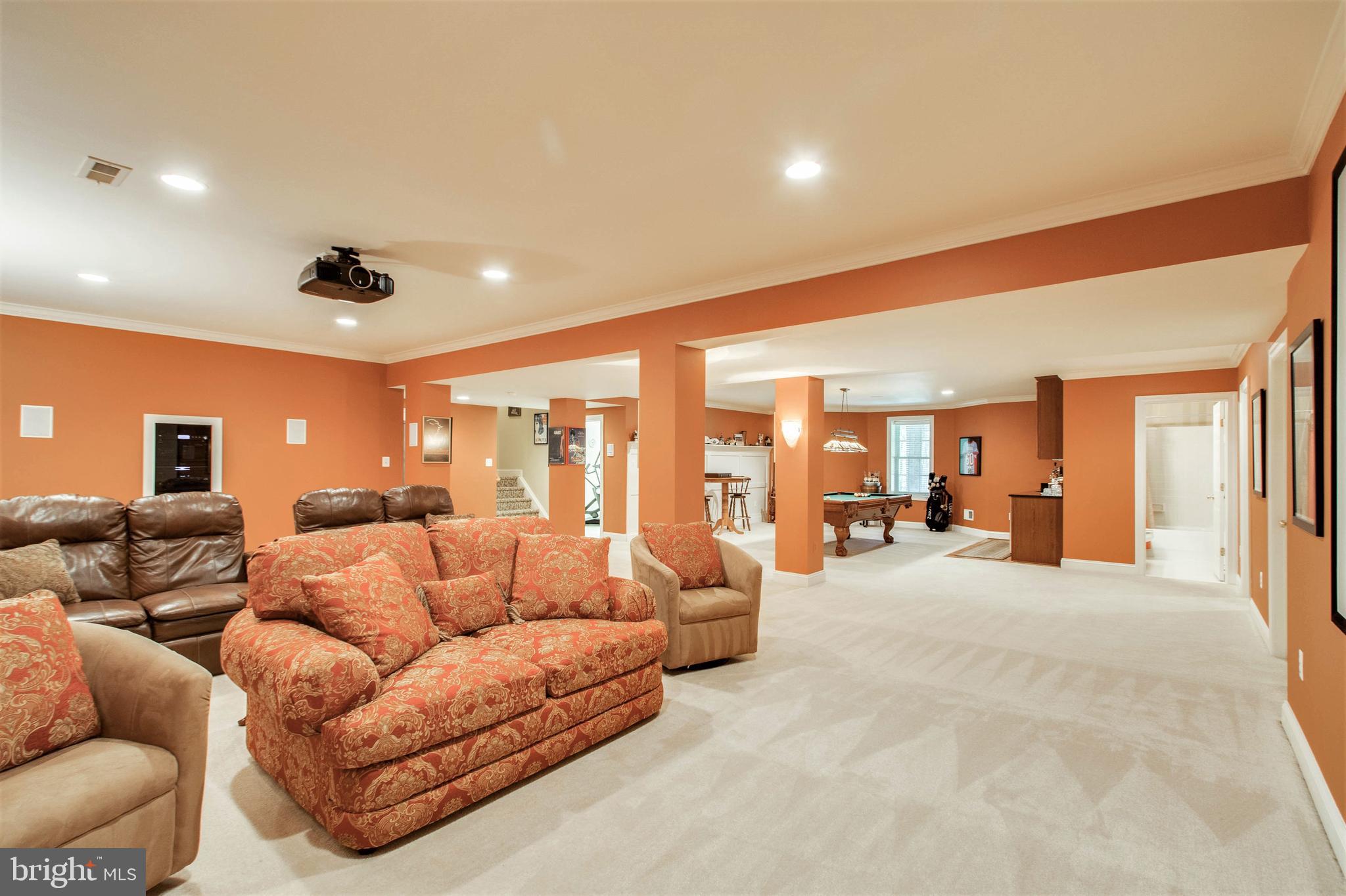 8314 Roxborough Loop Gainesville, VA 20155 - Photo 62 of 93 Special Dimmable Lighting & Sconces