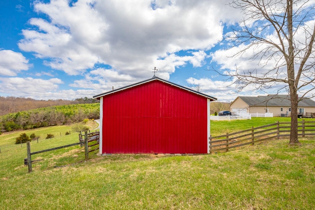 3727 Hodge Hollow Road Pulaski, VA 24301 - Photo 65 of 75 Gallery Image 65