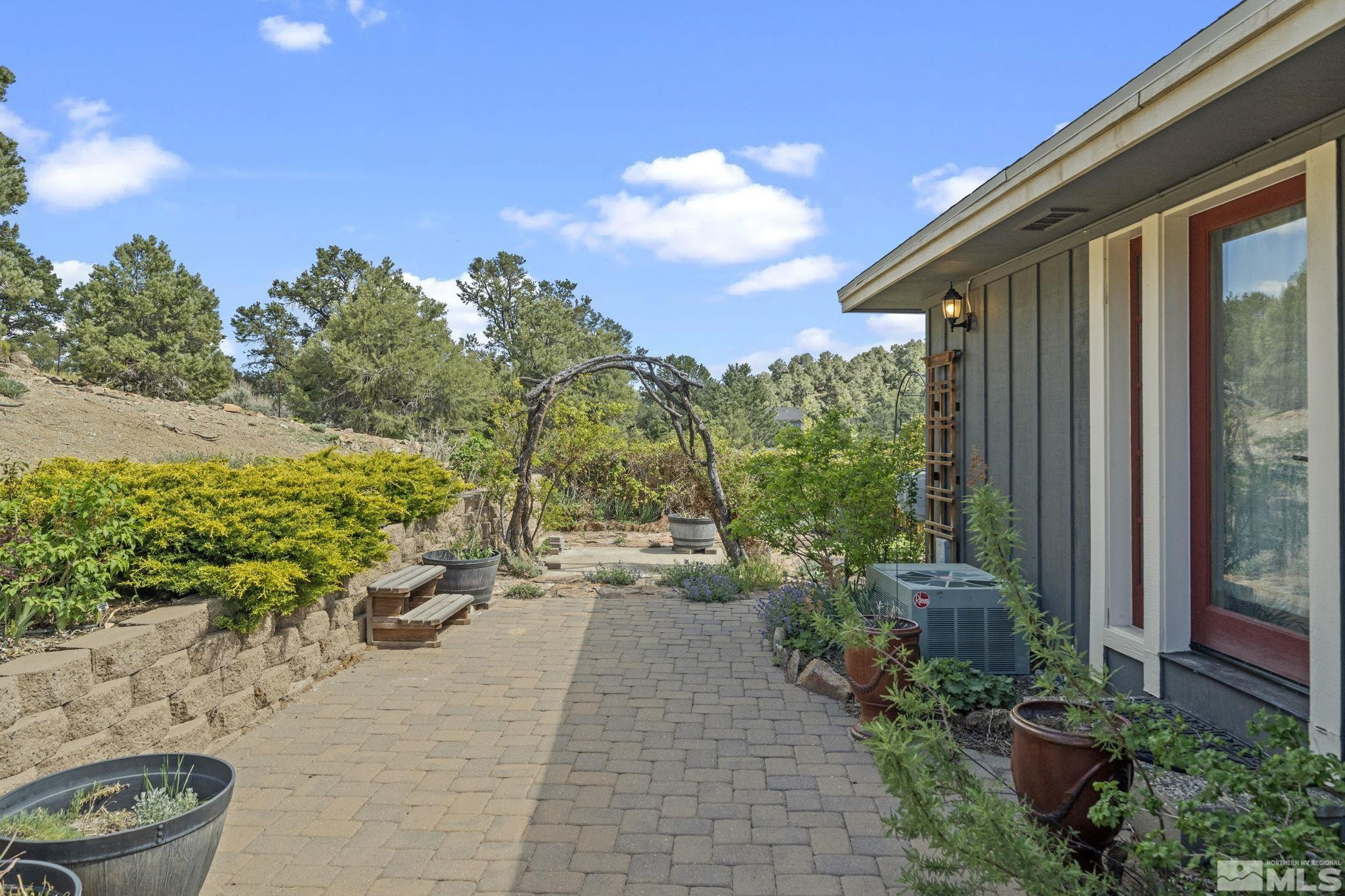 21410 Sazarac Road Reno, NV 89521 - Photo 25 of 38 Photo 25