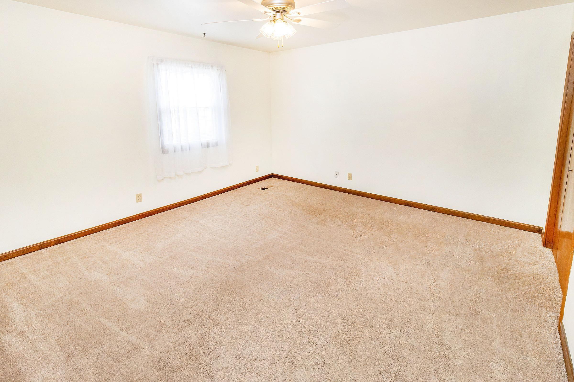 5044 Epworth Road Newburgh, IN 47630 - Photo 13 of 24 Gallery Image 13