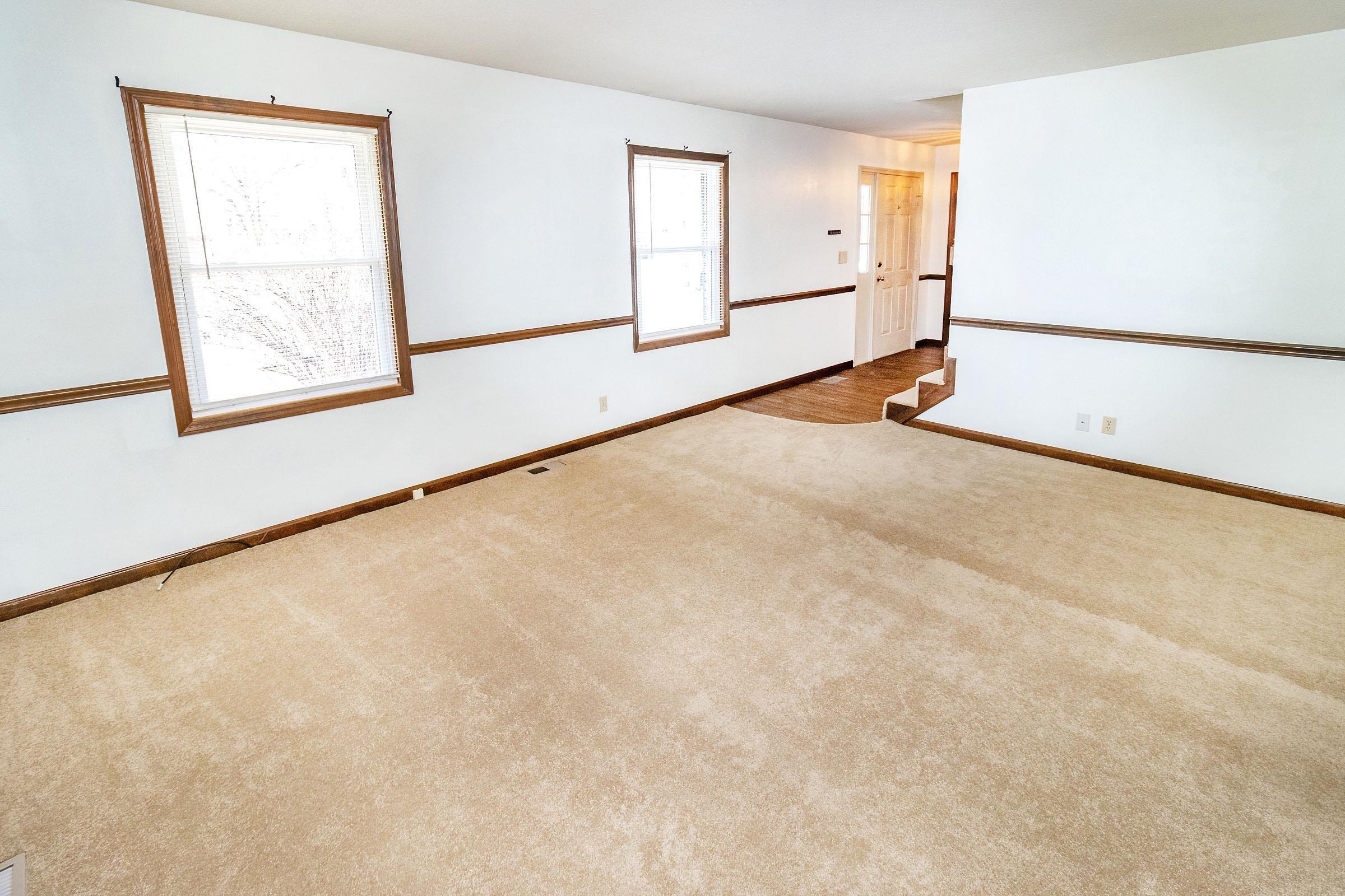 5044 Epworth Road Newburgh, IN 47630 - Photo 2 of 24 Gallery Image 2