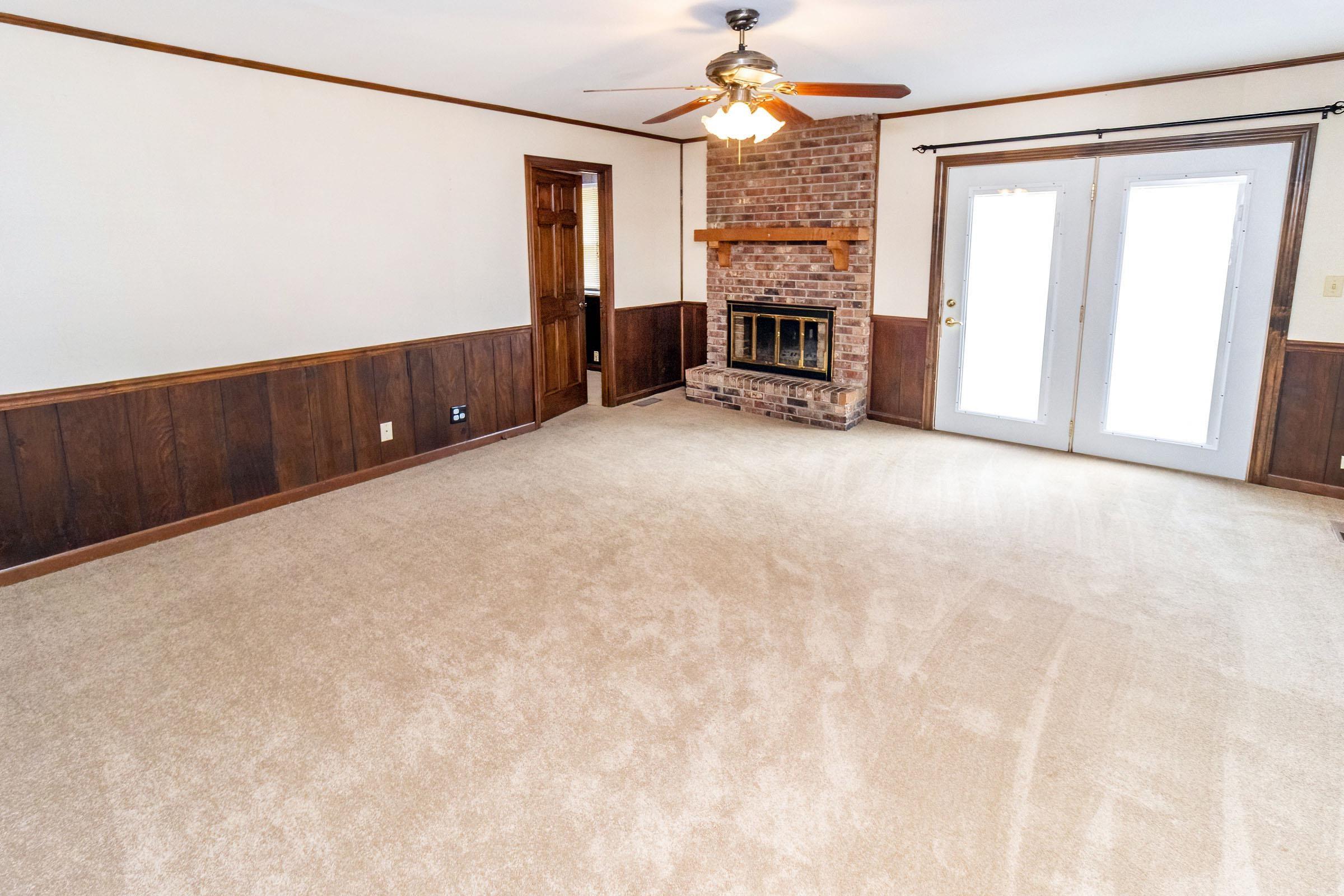 5044 Epworth Road Newburgh, IN 47630 - Photo 4 of 24 Gallery Image 4