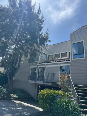 $679,000 | 460 Pine Avenue, Half Moon Bay, CA 94019