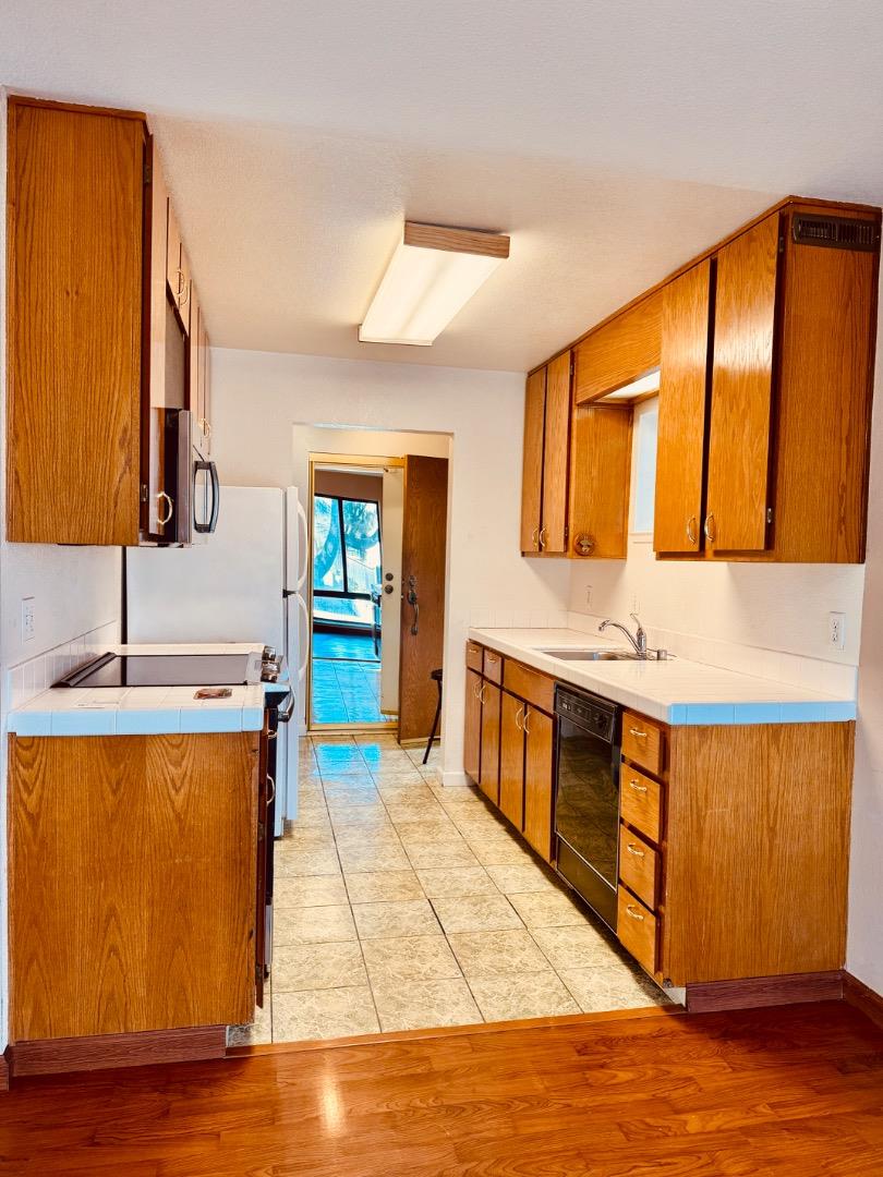 460 Pine Avenue Half Moon Bay, CA 94019 - Photo 3 of 21 a spacious bathroom with a tub sink and mirror