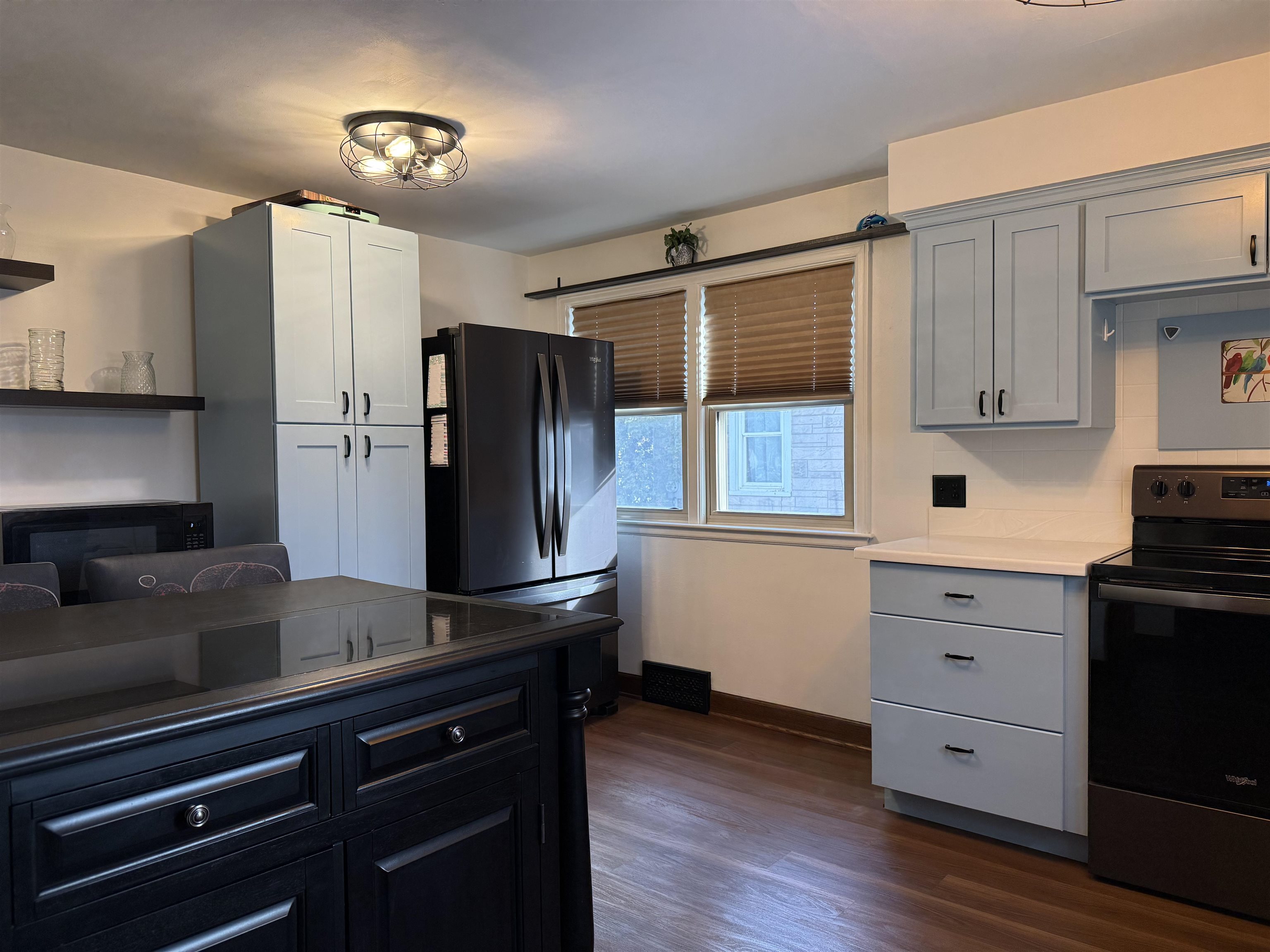 1727 South Lawe Street Appleton, WI 54915 - Photo 12 of 26