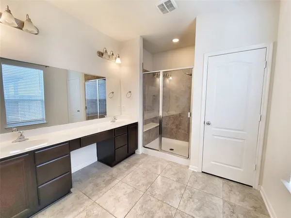 $2,695 | 1618 Cintola Lane, League City, TX 77573