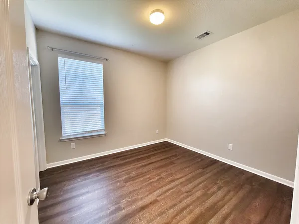 $2,695 | 1618 Cintola Lane, League City, TX 77573