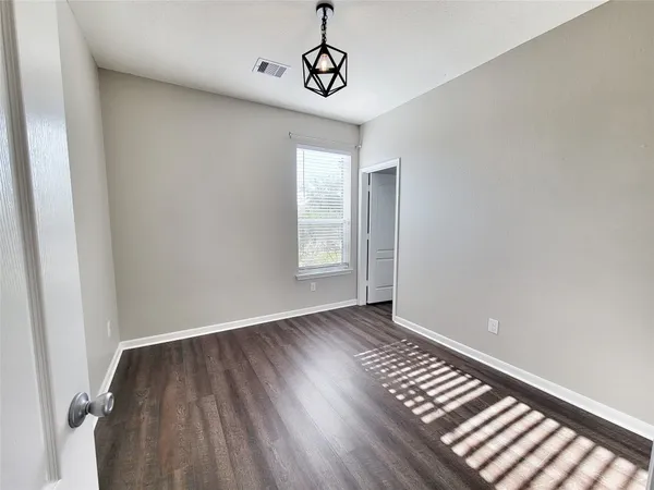 $2,695 | 1618 Cintola Lane, League City, TX 77573