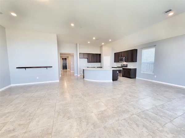 $2,695 | 1618 Cintola Lane, League City, TX 77573