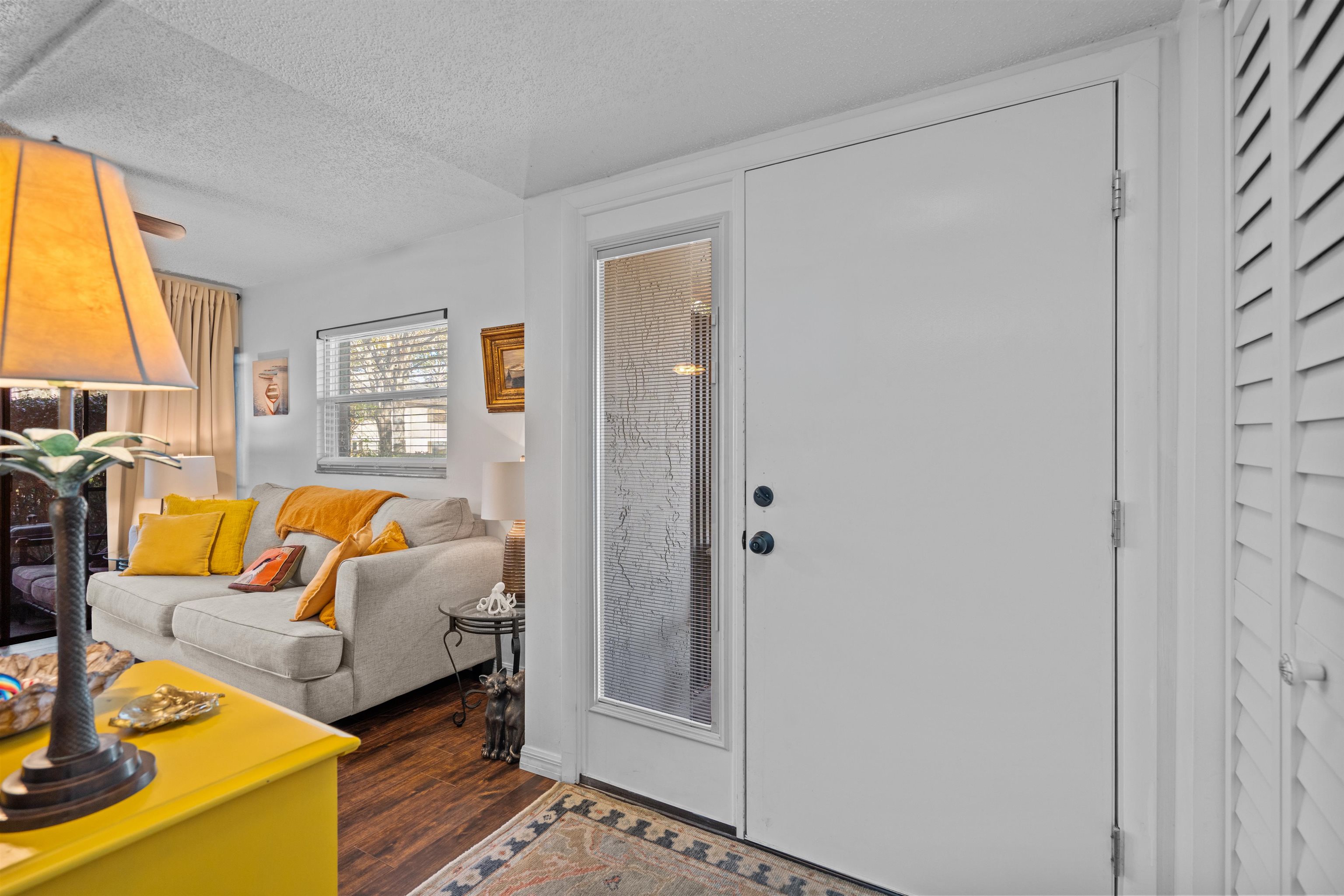 11 Tarragona Court St. Augustine, FL 32086 - Photo 24 of 33 a living room with furniture and a table
