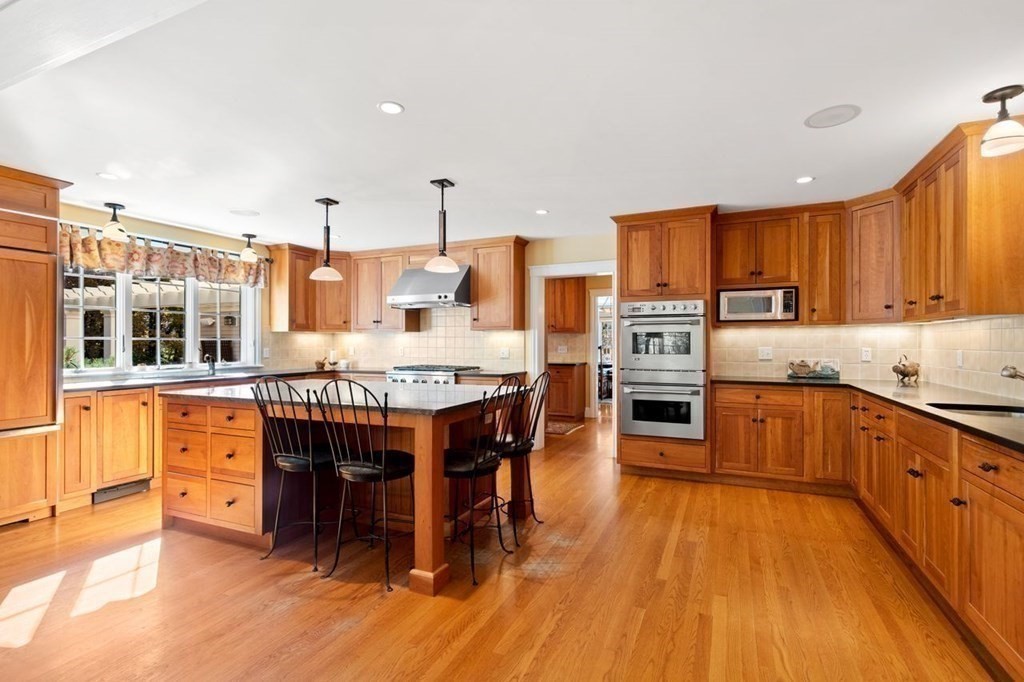 101 Townsend Farm Road Boxford, MA 01921 - Photo 14 of 41 Gallery Image 14