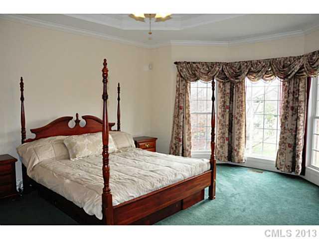 4900 Spring Chase Way Northwest Davidson, NC 28036 - Photo 7 of 16 Gallery Image 7