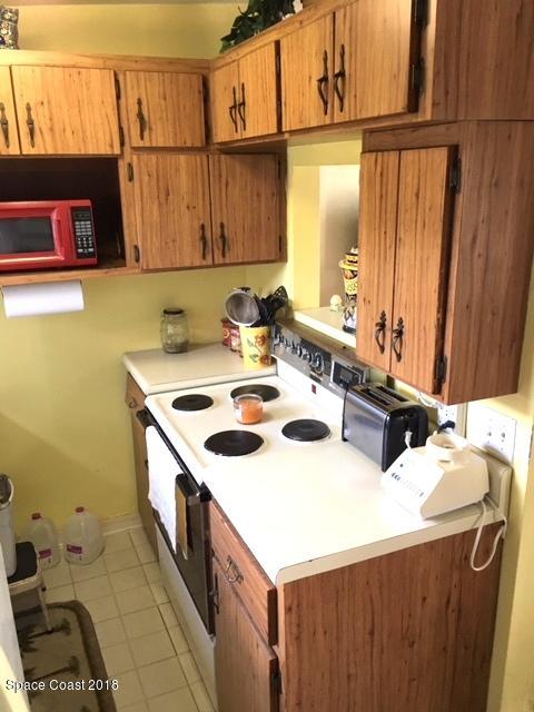 2588 Sarno Road Melbourne, FL 32935 - Photo 7 of 13 Kitchen2